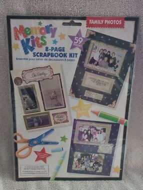 8-Page Scrapbook Kit - Family Photos (Multicolor) - Memory Kit